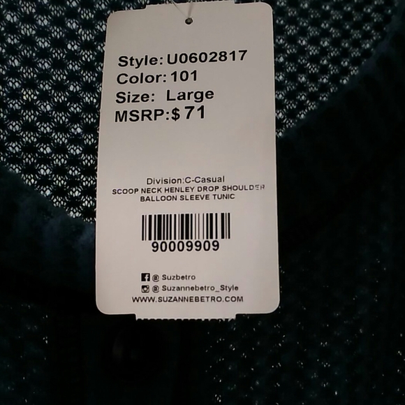 NWT Navy blue sweater by Suzanne Betro - Picture 5 of 5